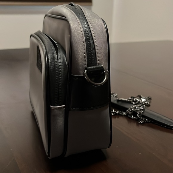 Arden Cove Anti Theft Purse/Clutch - Picture 5 of 9